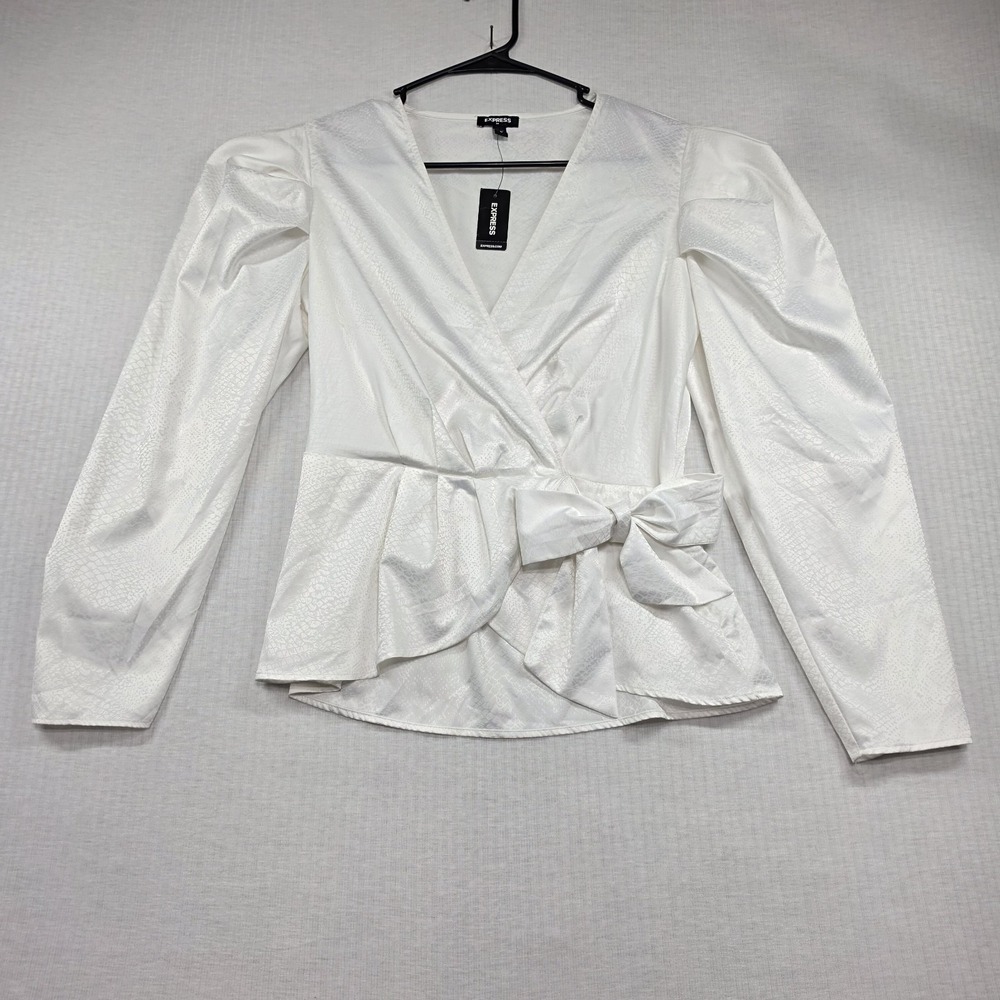 NWT Express White Jacquard Snakeskin Faux Wrap Puff Sleeve Blouse M Coquette
